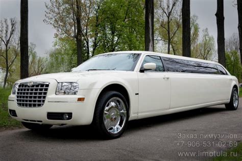 Chrysler 300C / Крайслер 300C - заказать лимузин
