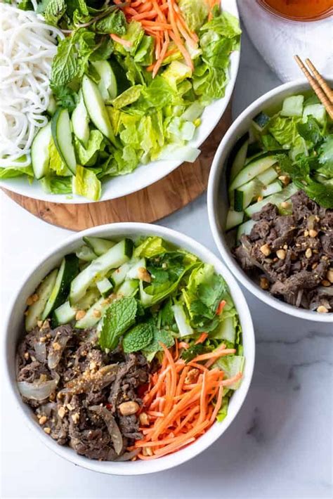 Bun Bo Xao Vietnamese Lemongrass Beef Noodle Salad A Dash Of Dolly