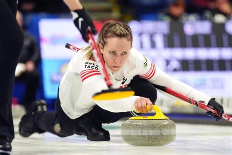 Canadian Skip Homan Opens World Women S Curling Championship With Two Wins The Albertan News