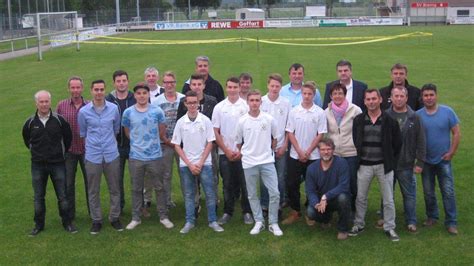 Nostalgie Bei Abschied Vom Alten Heim Des Sv Breinig Aachener Zeitung