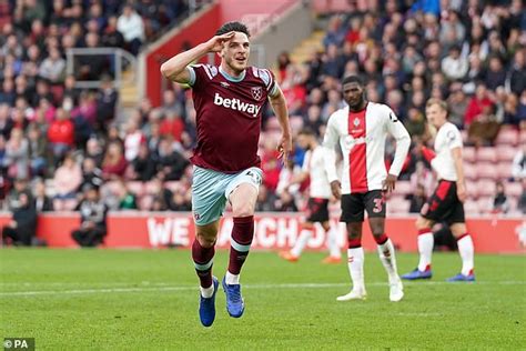 Former West Ham Captain Declan Rice Makes Touching Donation To Academy