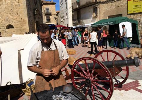 Fira Heroica La Festa De Lagustina Darag Turisme De Les Garrigues