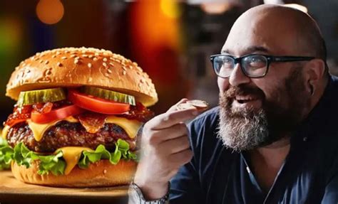 Masterchef Somer Sivrio Lu Dan Muhte Em Hamburgerin S Rr Yemek