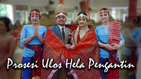 Prosesi Ulos Hela Pernikahan Adat Batak Paska Panjaitan Rizki