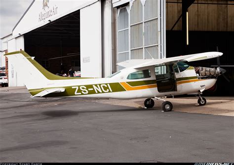 Cessna 210M Centurion - Untitled | Aviation Photo #2612175 | Airliners.net