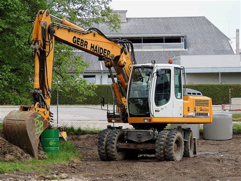 Liebherr 900 Litronic In Wochenendruhestellung 120513 Fahrzeugbilderde