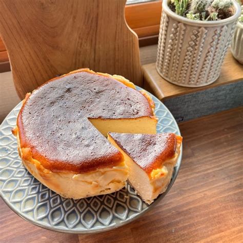 基本からアレンジまで！思わずつくりたくなる「チーズを使わないチーズケーキ」のレシピ集