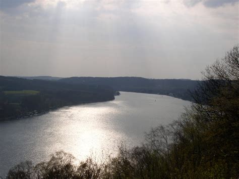Baden im Baldeneysee in Essen - Badestellen an der Ruhr: