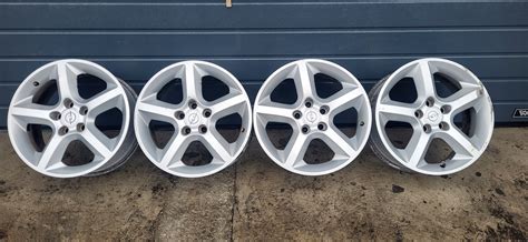 FELGI ALUMINIOWE OPEL ASTRA H 5X110 ET 39 17 5X110 za 1000 zł z Ujazd