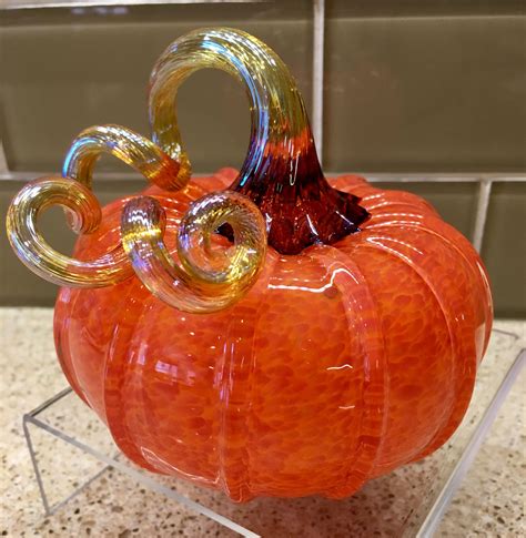 Beautiful Bright Orange 2008 Walker And Bowes Medium Size Glass Pumpkin Art Glass Pumpkin Glass