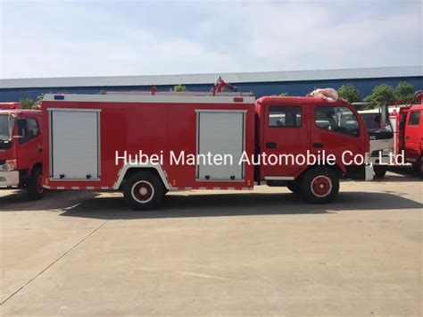 Dongfeng 4X4 6 Wheelers Off Road Rhd Euro 3 4000liters Water Tank 500L