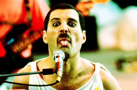 Loved Bohemian Rhapsody See How The Real Freddie Mercury Transformed Over The Years In These 10