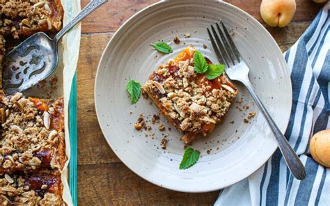 Apricot Almond Shortbread Bars Evesfit