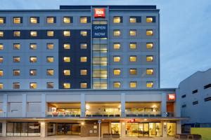 Ibis Christchurch in Christchurch, New Zealand - Lets Book Hotel