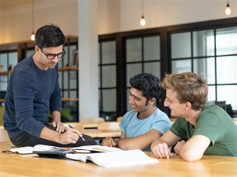 Giornata Mondiale Degli Insegnanti Brevi Storie Di Professori Lgbt Gay It