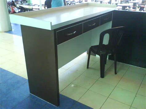 Hiasan Dalaman dan Kabinet Dapur: Kaunter Kedai Makan