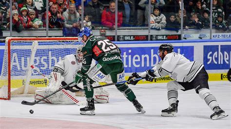 Eishockey Ist F R Alle Derby Im Ausverkauften Cfs News