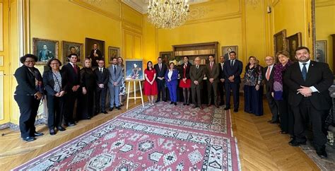 Presentación de cuadro del Prócer panameño José de Fábrega a la Casa de