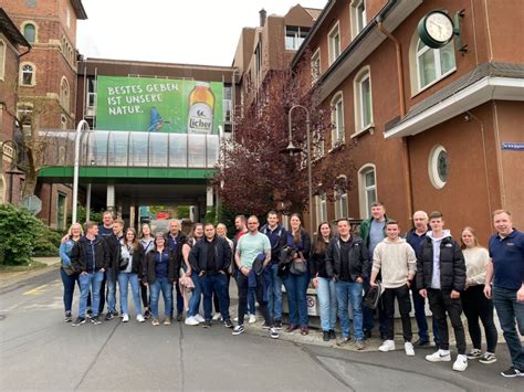 Kirmesclub Romröder Häinze besuchte Licher Brauerei Romrod