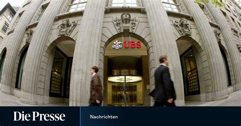 Schweizer Großbank Ubs Beginnt Mit Schließung Von 85 Filialen