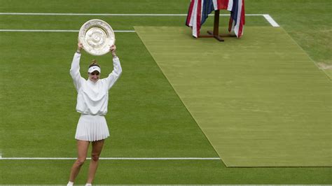 Marketa Vondrousova Is Wimbledons First Unseeded Female Champion After