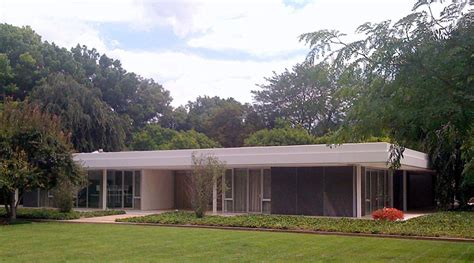 Eero Saarinens Miller Residence” — Classic Modernist Gem Miller