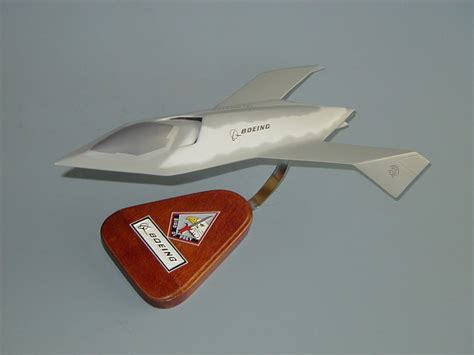 Boeing YF-118G "Bird of Prey" – Scalecraft