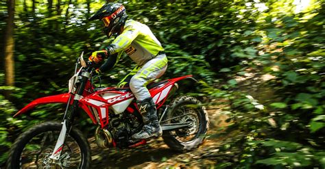 Beccati A Fare Enduro Nel Parco Regionale Del Partenio Tentano La Fuga