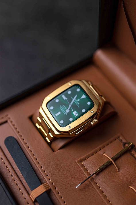 Luxury Metal Apple Watch Case - Gold Plated - Mhiraje