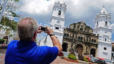 The Panama Good Times | TOURISTS IMPACT PANAMA’S ECONOMY