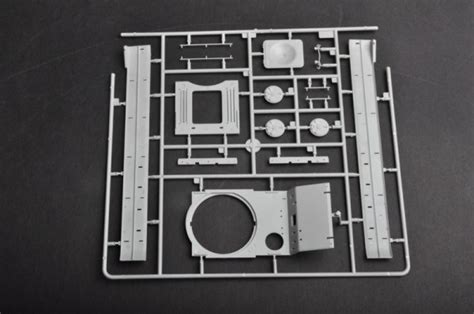 Soviet KV-1S Heavy Tank · Trumpeter · 01566 · 1:35