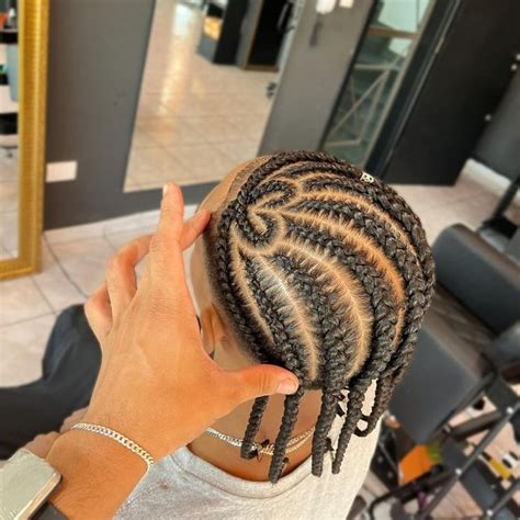 Pin by Leandra Tranças on Pins criados por você in 2024 Boy braids