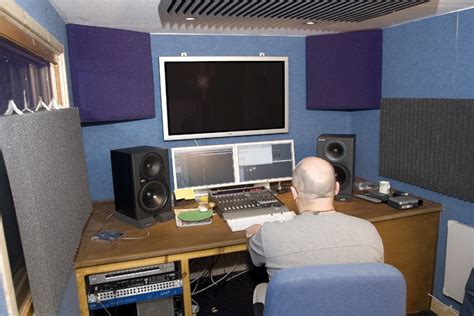 Studio Sos Guide To Monitoring And Acoustic Treatment