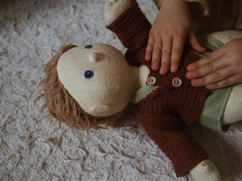 Symbolic play: the key to your child's imagination