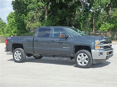 2018 Chevy 2500hd Lt Z71 Crew Cab Duramax Diesel 4x4 Low Miles For