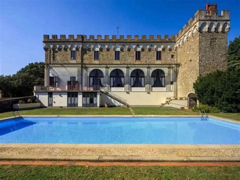 Luxury castles with garden for sale in Florence, Tuscany, Italy ...