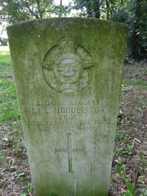 St Mary Angle Cwgc Grave D Basher Eyre Cc By Sa Geograph