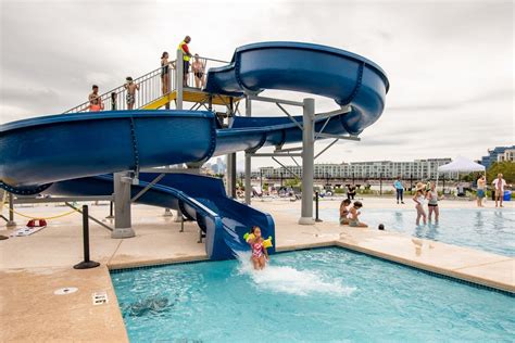 Weehawken opens stunning municipal pool complex on Hudson River ...