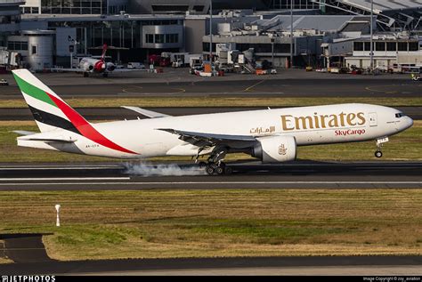 A Efh Boeing F H Emirates Skycargo Zxy Aviation Jetphotos