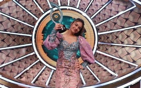 Divya Agarwal Celebrates Her Big Win At Bigg Boss Ott With Beau Varun Sood And Rannvijay Singha