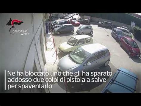 Afragola Carabiniere Fuori Servizio Blocca Un Rapinatore Armato