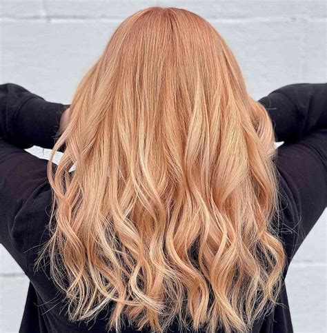 Light Blonde Hair With Strawberry Blonde Highlights