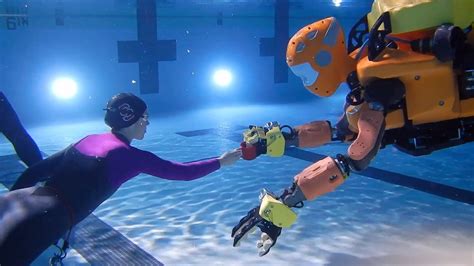 Oceanonek Stanfords Underwater Humanoid Robot Swims To New Depths