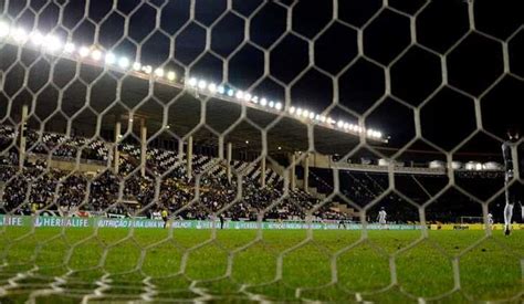 Vasco Aposta Na For A De S O Janu Rio Para Vencer O Bahia Pela Copa Do