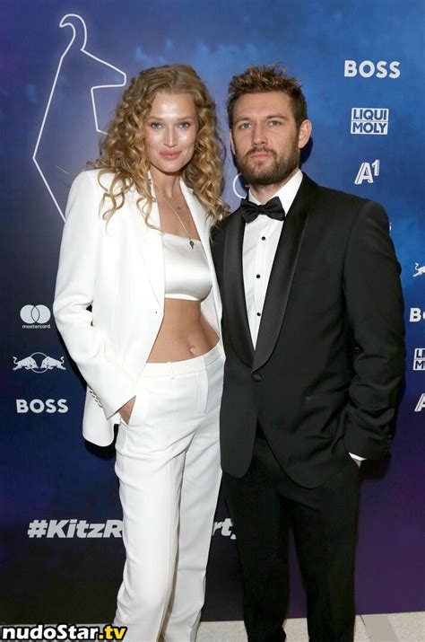 Toni Garrn Tonigarrn Nude Onlyfans Photo Nudostar Tv