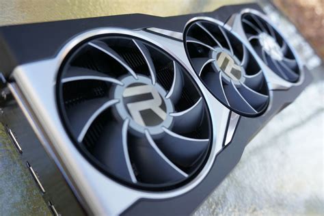 AMD Radeon RX 6800 and RX 6800 XT review: Reclaiming the high end | PCWorld