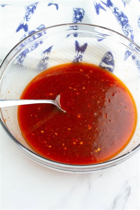 3 Ingredient Honey Sriracha Sauce Kenneth Temple