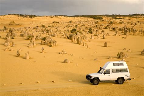 Turismo en Australia Los Pináculos en el Parque Nacional de Nambung