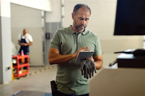 Fotos De Jefe Mantenimiento 73 000 Fotos De Stock Gratuitas De Gran