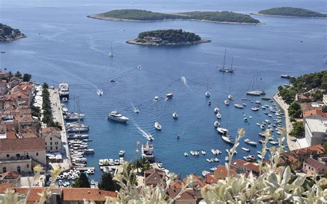 Wyspa Hvar Co Warto Zobaczy Atrakcje Chorwacji Bezpieczne Wakacje